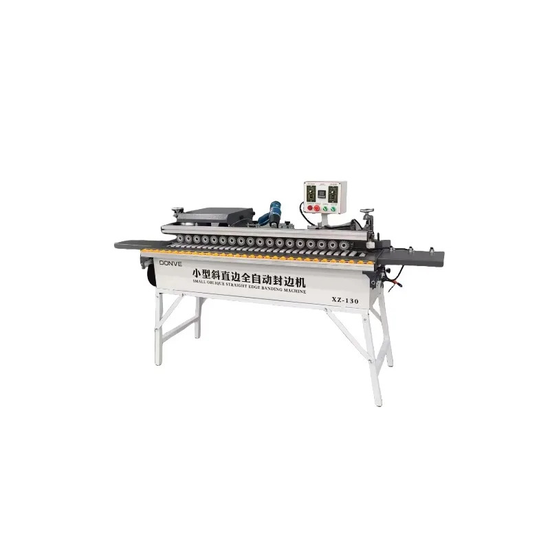 Plaqueuse de chants automatique à grande vitesse Modèle XZ-130 - Photo