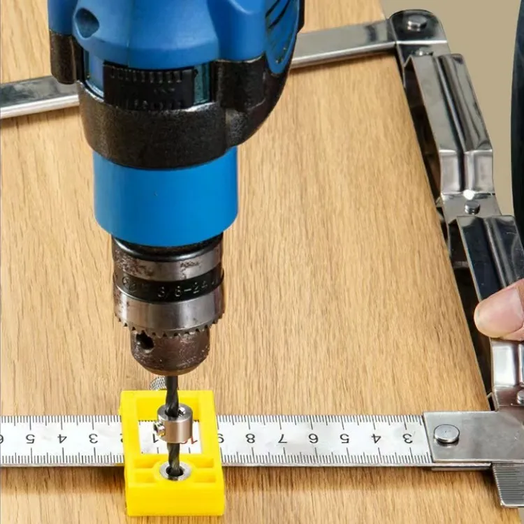 Guide de Perçage Multifonction Règle de Précision pour Quincaillerie de Meuble - Photo