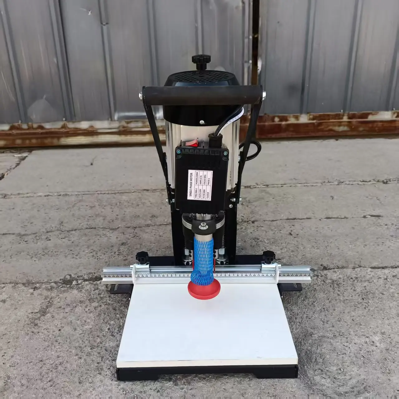 Perceuse Manuelle Portable pour Charnières et Serrures de Porte - Photo